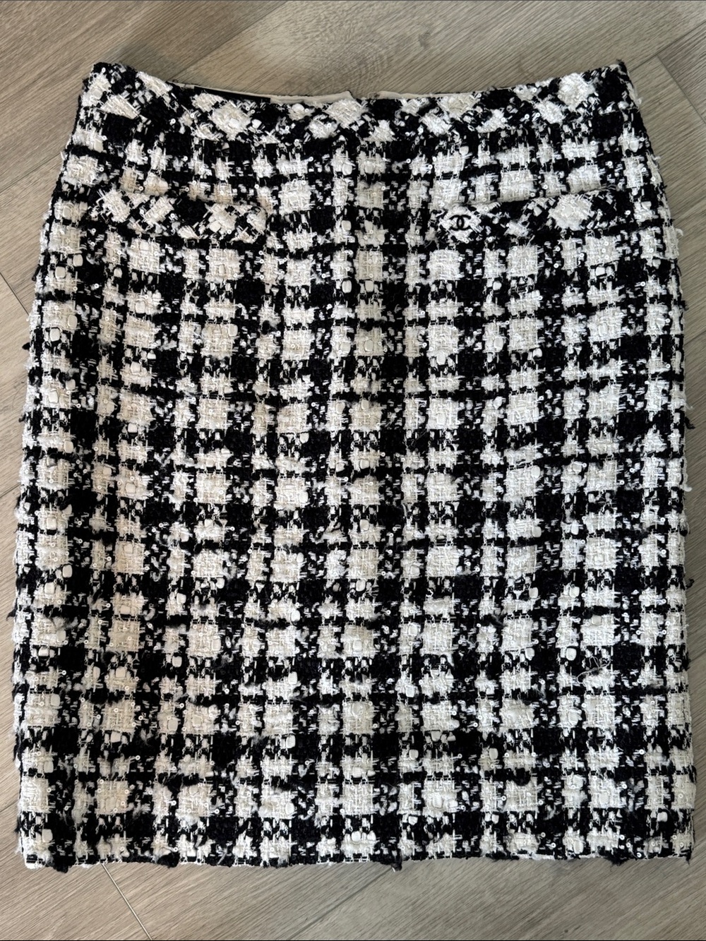 CHANEL Black and White Fantasy Tweed Pencil Skirt